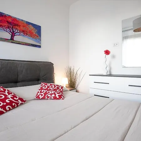 Duomo 10 Min Cozy Netflix + Wifi Apartament Mediolan