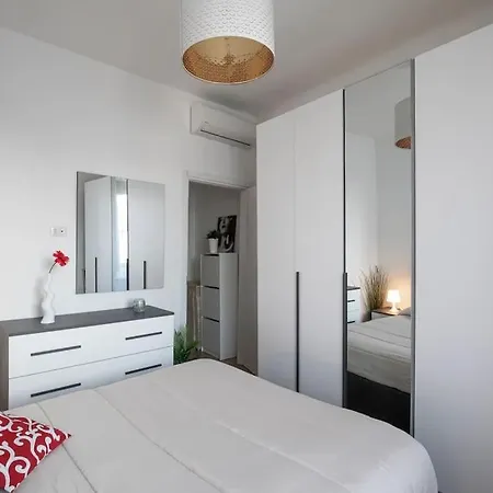 Apartament Duomo 10 Min Cozy Netflix + Wifi *