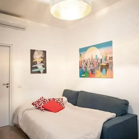 Duomo 10 Min Cozy Netflix + Wifi Apartament *
